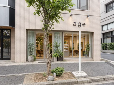 ヘアメイクアージュ 北松戸店の店頭イメージ（生成画像）