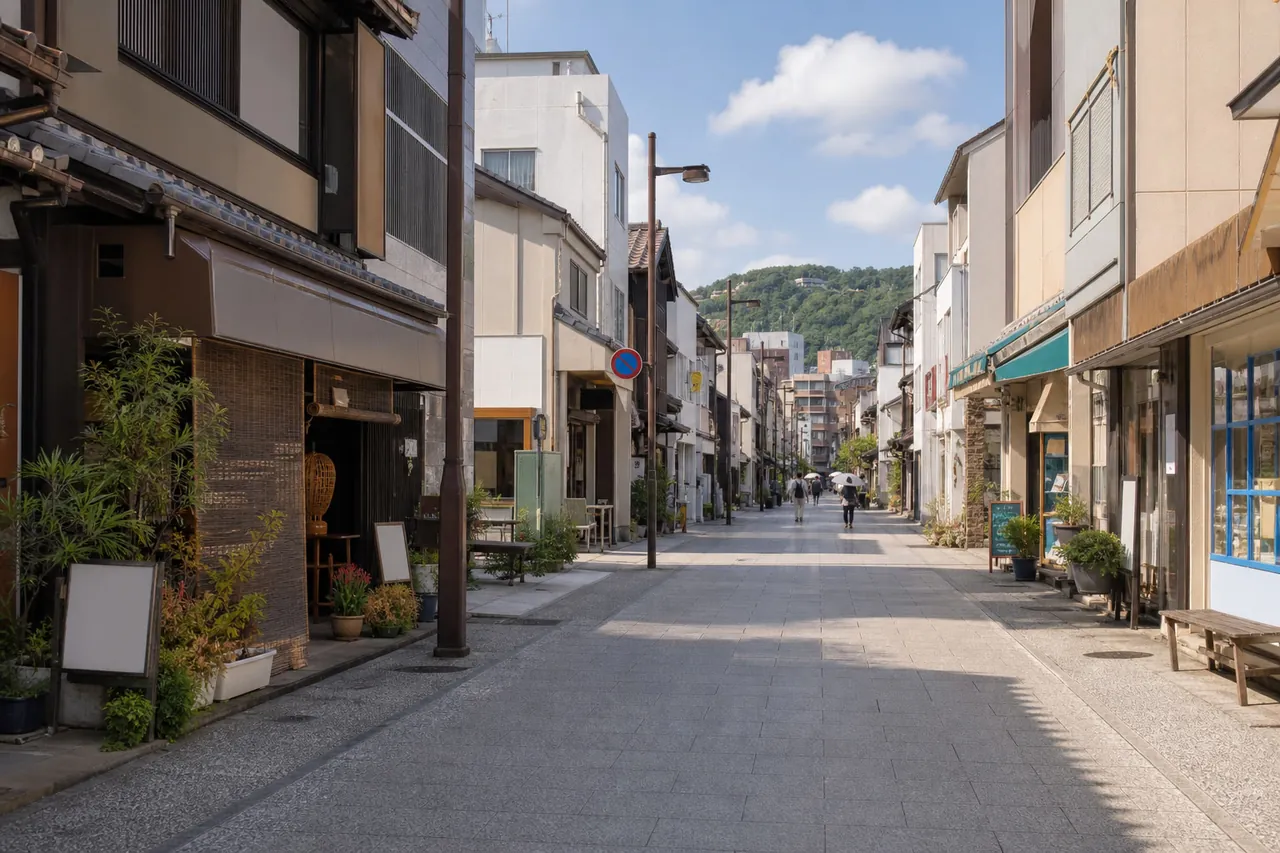 北松戸の商店街の通り